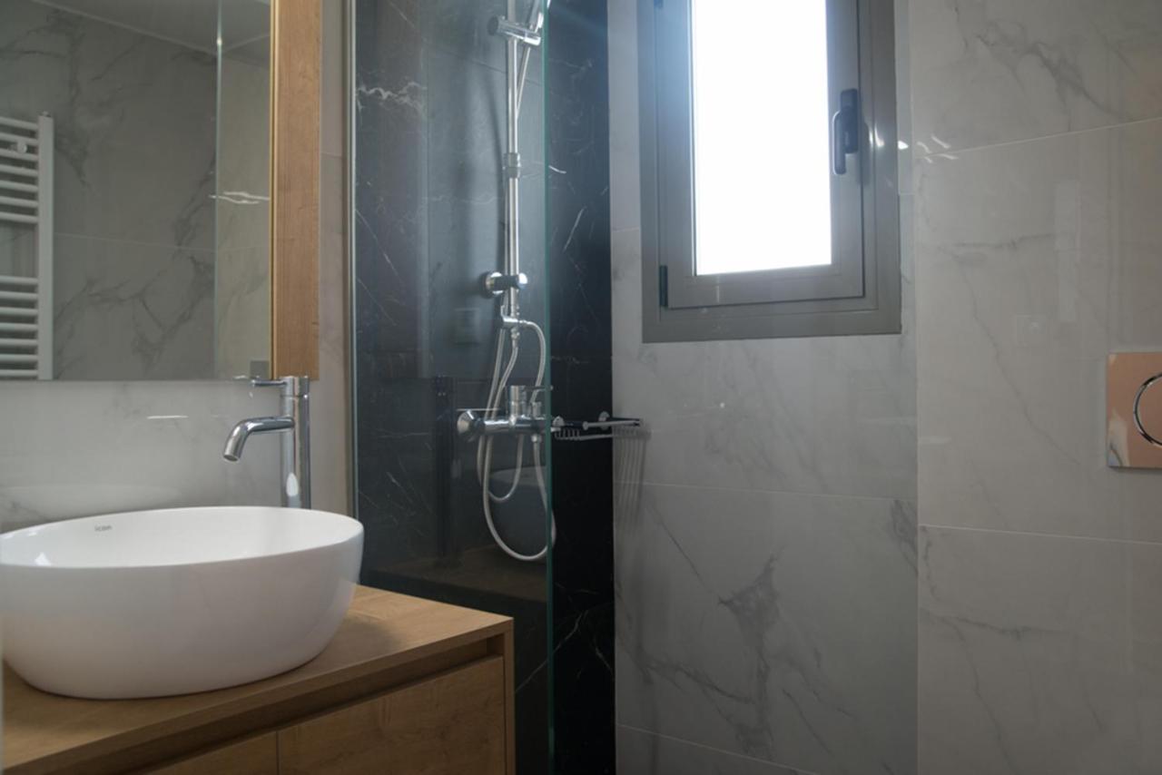 Sia Mare Apartamento Kalivia Thorikou Exterior foto