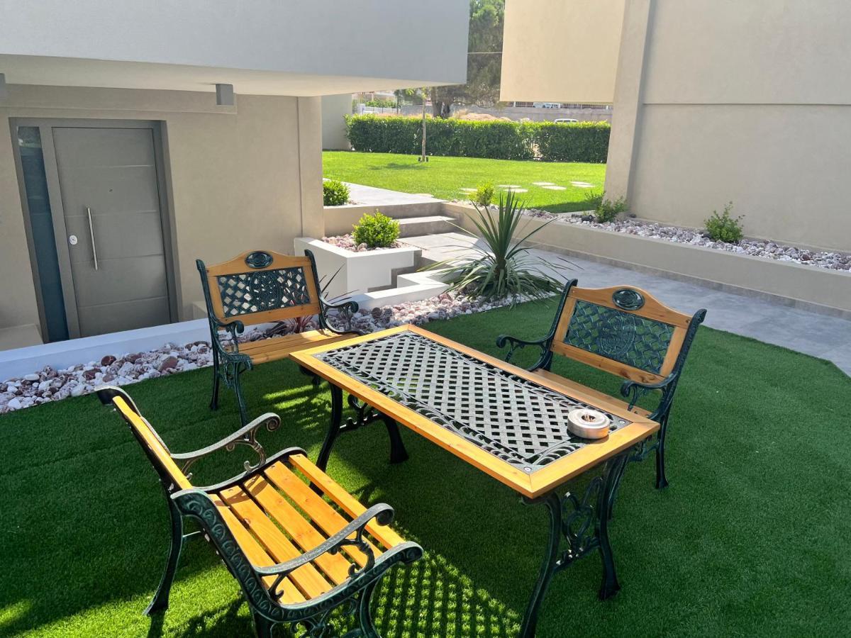 Sia Mare Apartamento Kalivia Thorikou Exterior foto